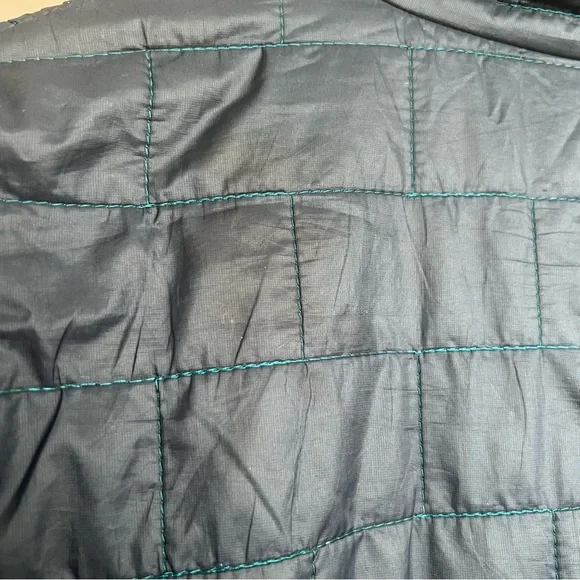 Patagonia Men’s Nano Puff Jacket SZ M Blue Gorpcore Lightweight Outdoors - Picture 9 of 13